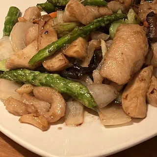 Fish Fillet with Black Pepper Sauce