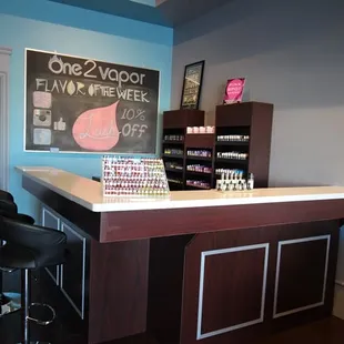 JUICE BAR WITH TESTERS