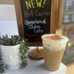 Gingerbread cookie latte