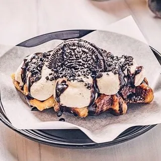 Oreo Croffle