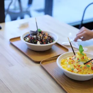 Mango bingsu and Oreo bingsu