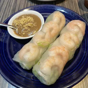 Shrimp summer roll