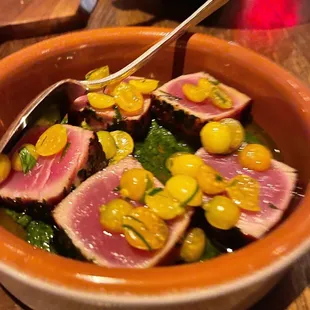 Tuna with ground husk cherries