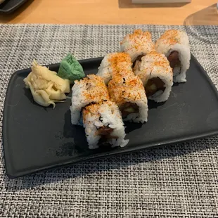 Spicy tuna roll