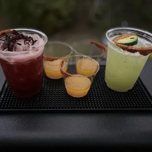 His / Her / Us drinks