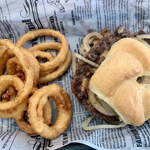 Steak Sandwich w/Onion Rings