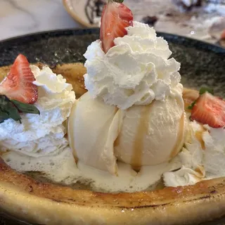 Ice Cream with Caramelized Banana