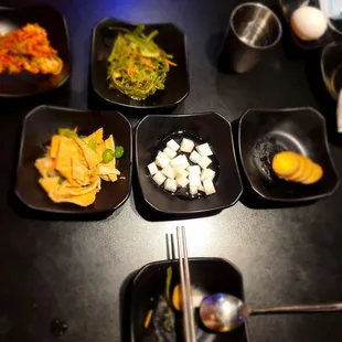 Complimentary side dishes