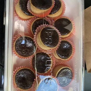 Just came out of the oven! Chocolate Lilikoi tartlets! Yum. 12 pack $10. 4 pack $4.