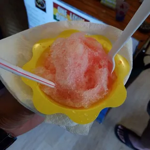 Guava shaved ice! Light as snow!