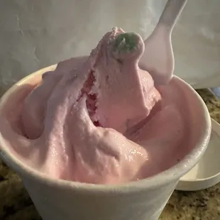 Bubblegum ice cream