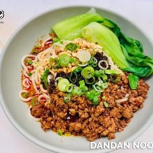 Rich, spicy dandan noodles with a nutty sesame sauce, minced meat, and a bold Szechuan kick!