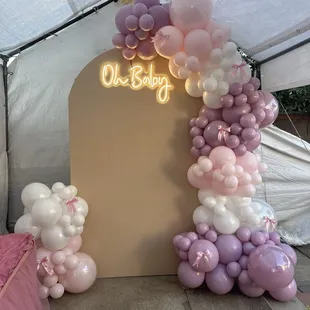 Bows and pink for this baby shower