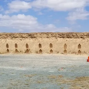 One on One Firearms - Advanced Tactical Handgun Training. The advanced Skill Set class sets itself apart with its realistic training.
