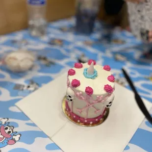 food, cupcakes, dessert