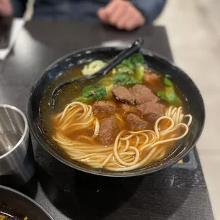 Braised beef noodle