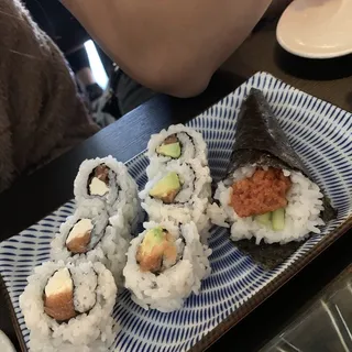 Spicy Tuna Hand Roll (1pc)