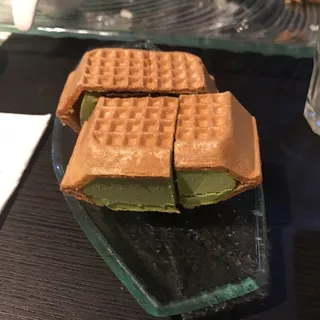 Green Tea Monaka ice cream