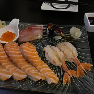 Hamachi Sashimi (1pc)