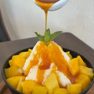 Mango Bingsu