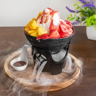 Bingsoo (Milk Shaved Ice)