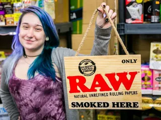 Smokes N' Stuff