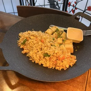 KF8. Vegetarian Tofu Fried Rice Platter