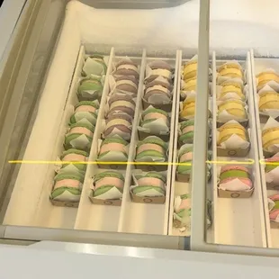 macaron ice cream