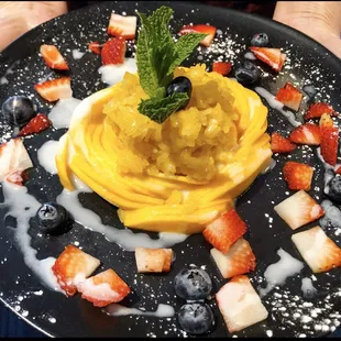 Mango sticky rice