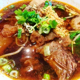 Thai Boat Noodle Soup