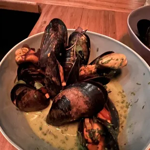 Steamed Mussels
