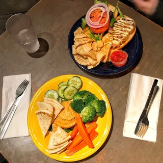 HUMMUS DIP