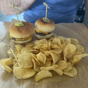 Cheeseburger Sliders