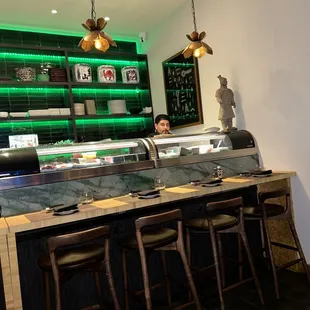 Sushi bar