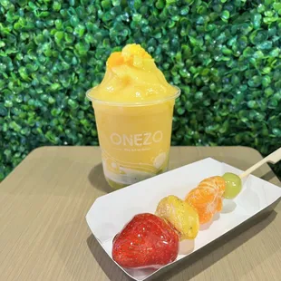 Mango slushy with mixed fruit Tanghulu