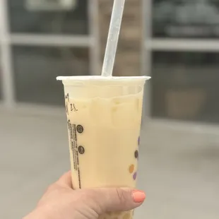 Mango bubble tea