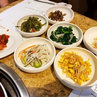 他們的小菜，都是我喜歡的，我不喜歡只有紅通通的泡菜