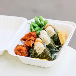 Onigilli Bento Set IG: michellelieats