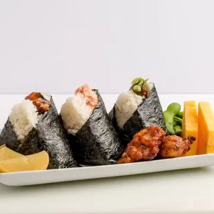 Bento Set with 3 Onigilly