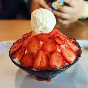 Strawberry bingsoo