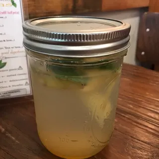 Mom's Craft Fresh Ginger Ale