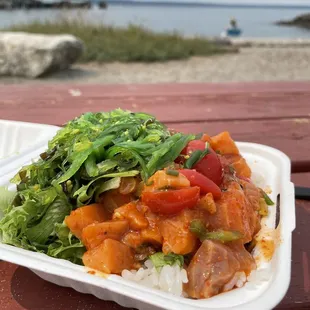 Spicy salmon, seaweed salad, small poke bowl