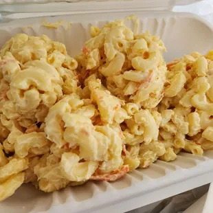 4 scoops Mac salad