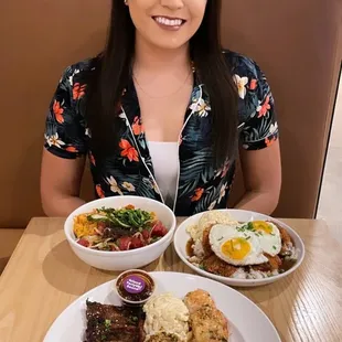 Best dish: kalbi &amp; shrimp with the macaroni salad and garlic rice :)
