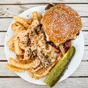 OHP Burger + hurricane fries (soooo food)