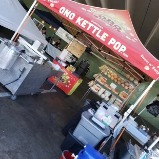 All set up and ready to pop