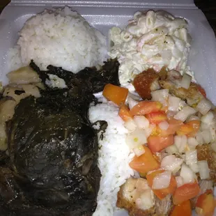 Lay Lau and crispy pork belly mixed plate.