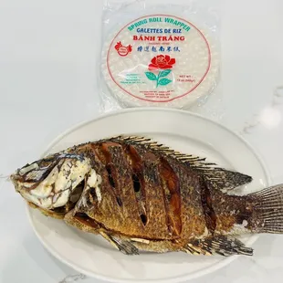 Size comparison to large Banh Trang.