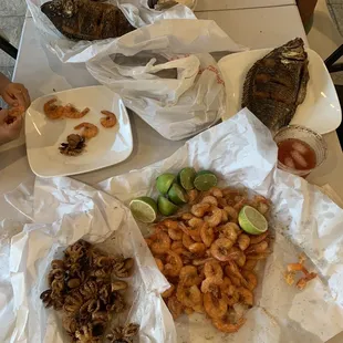 Fried tilapia, fried medium shrimp and baby octopus. The fish were our favorite