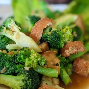 Broccoli Stir fry with Tofu!